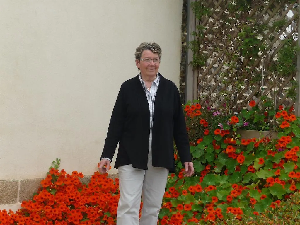 Gîtes de Kergorz Plomodiern 0*,